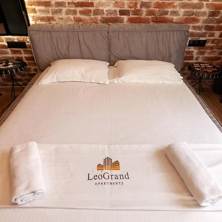 Leogrand Jacuzzi On Krakivska 26