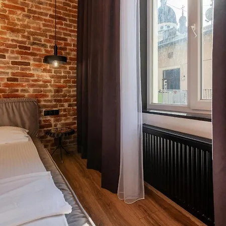 Leogrand Jacuzzi On Krakivska 26 * Lviv