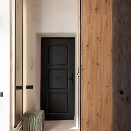 Leogrand Jacuzzi On Krakivska 26 Apartamento *