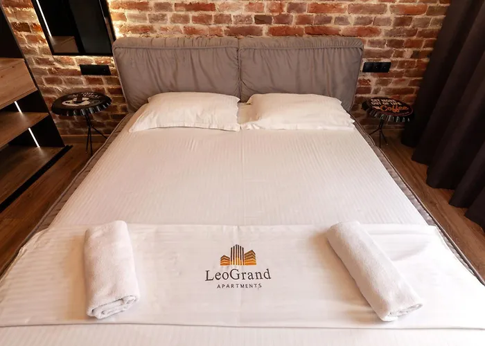 Leogrand Jacuzzi On Krakivska 26