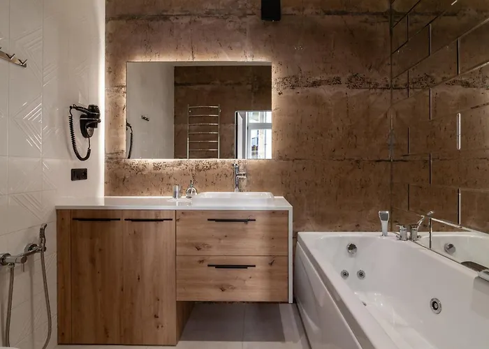 Leogrand Jacuzzi On Krakivska 26